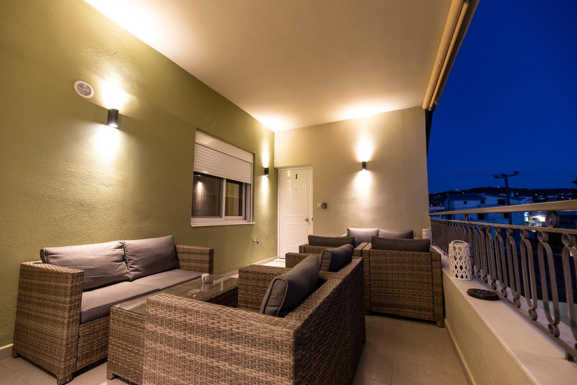 Demi'S Apartments Near Athen'S Airport Artemida (Attica) Exterior foto
